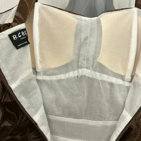 BCBG Brown, Ruffle Skirt Dress, Sz 12 - Picture 8 of 8